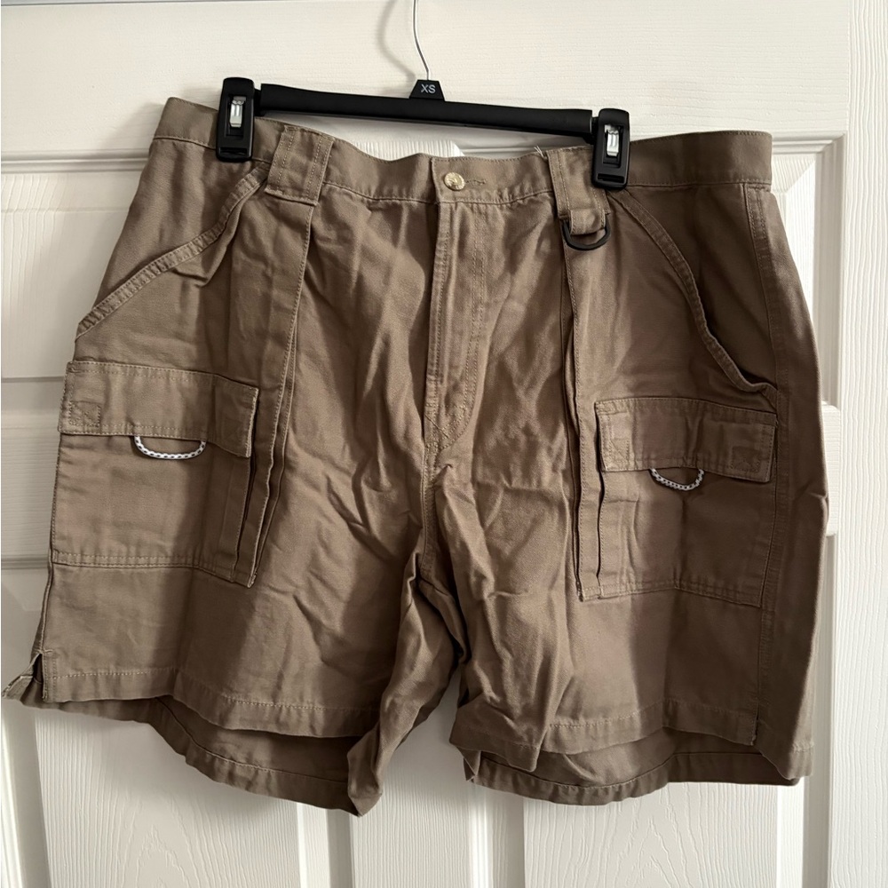 Columbia Men's Olive Cargo Shorts